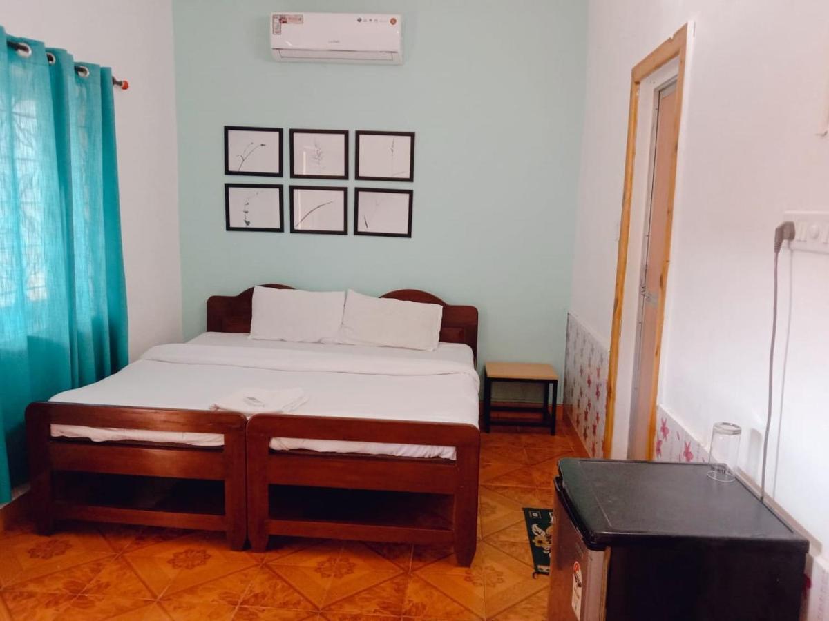 Baga Beach Paradise Hotel Exterior photo